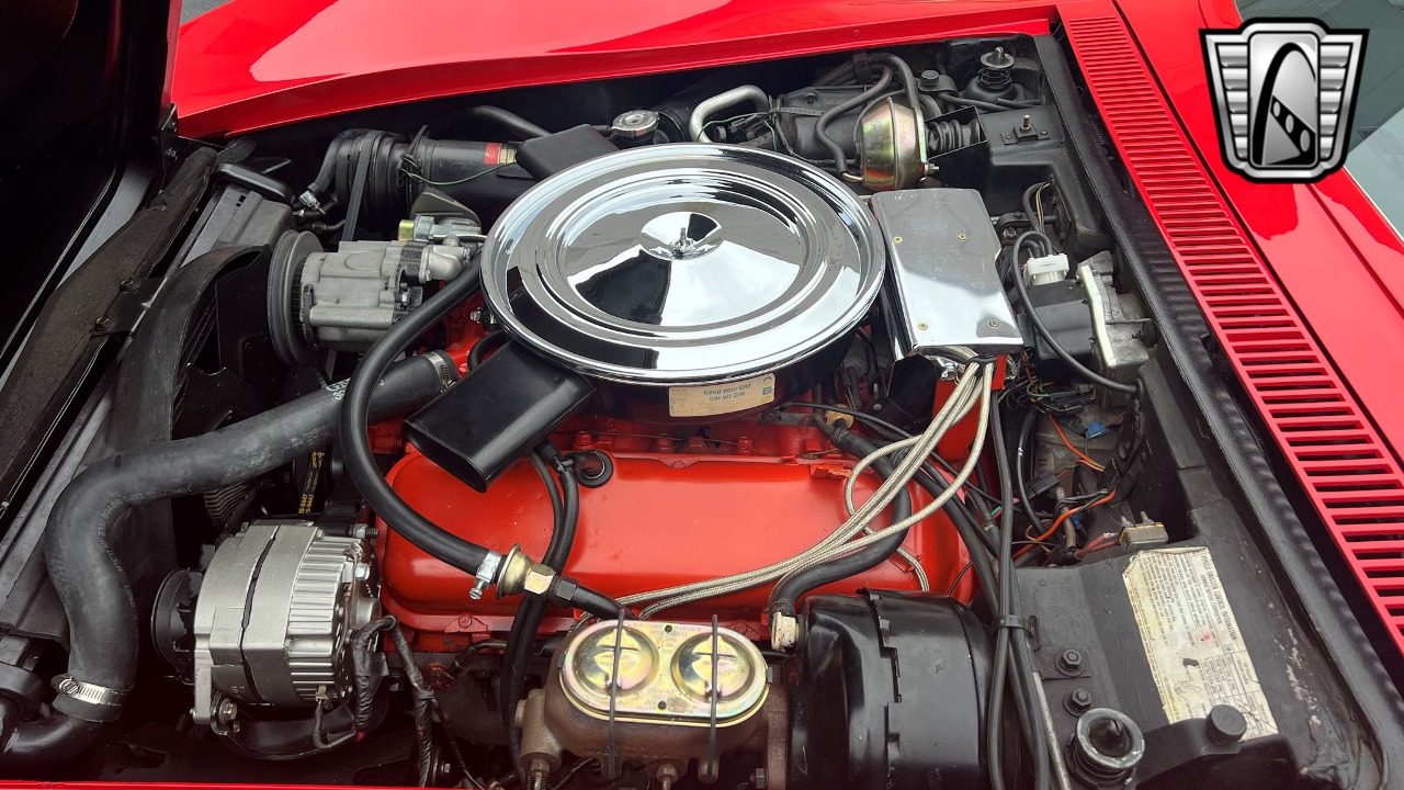 A close up of a car engine

Description automatically generated